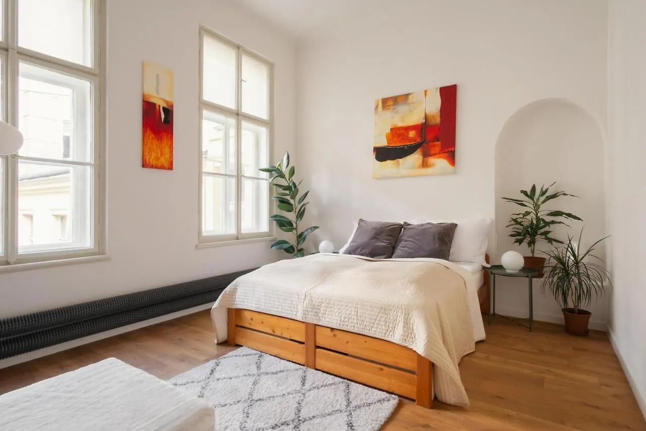 Apartamento Prague Days - Spacious Designer Studios In City Center - Powder Tower