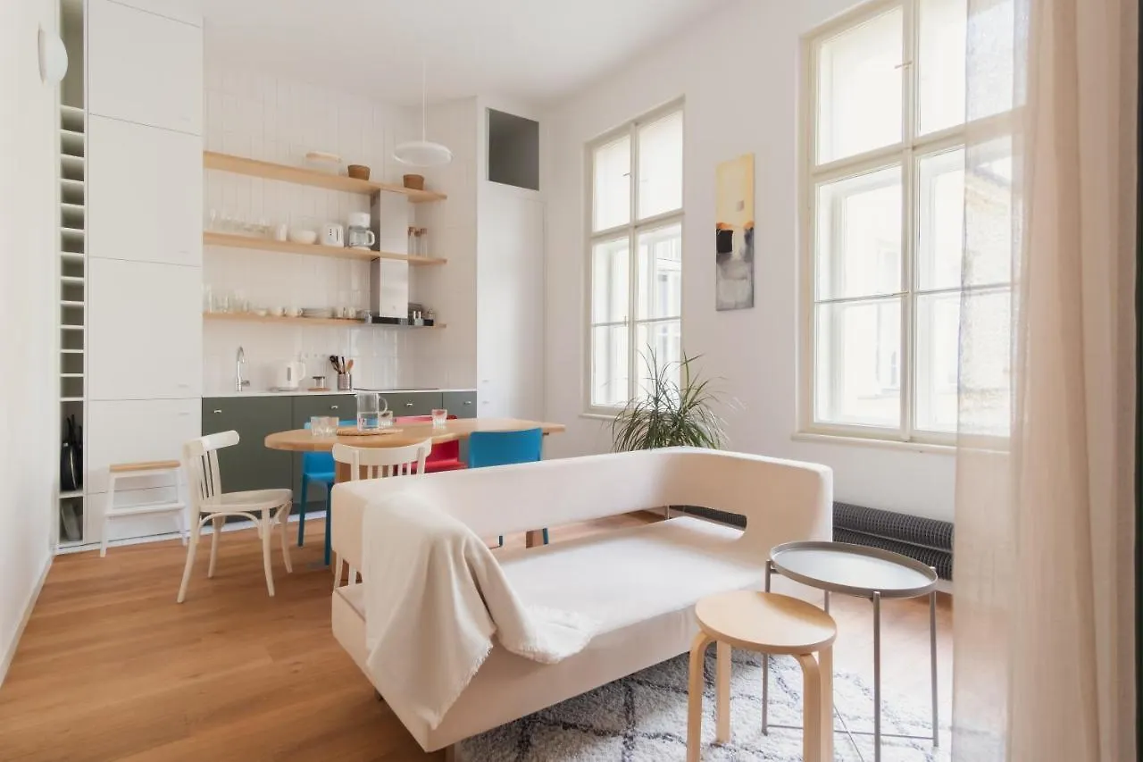 Apartamento Prague Days - Spacious Designer Studios In City Center - Powder Tower